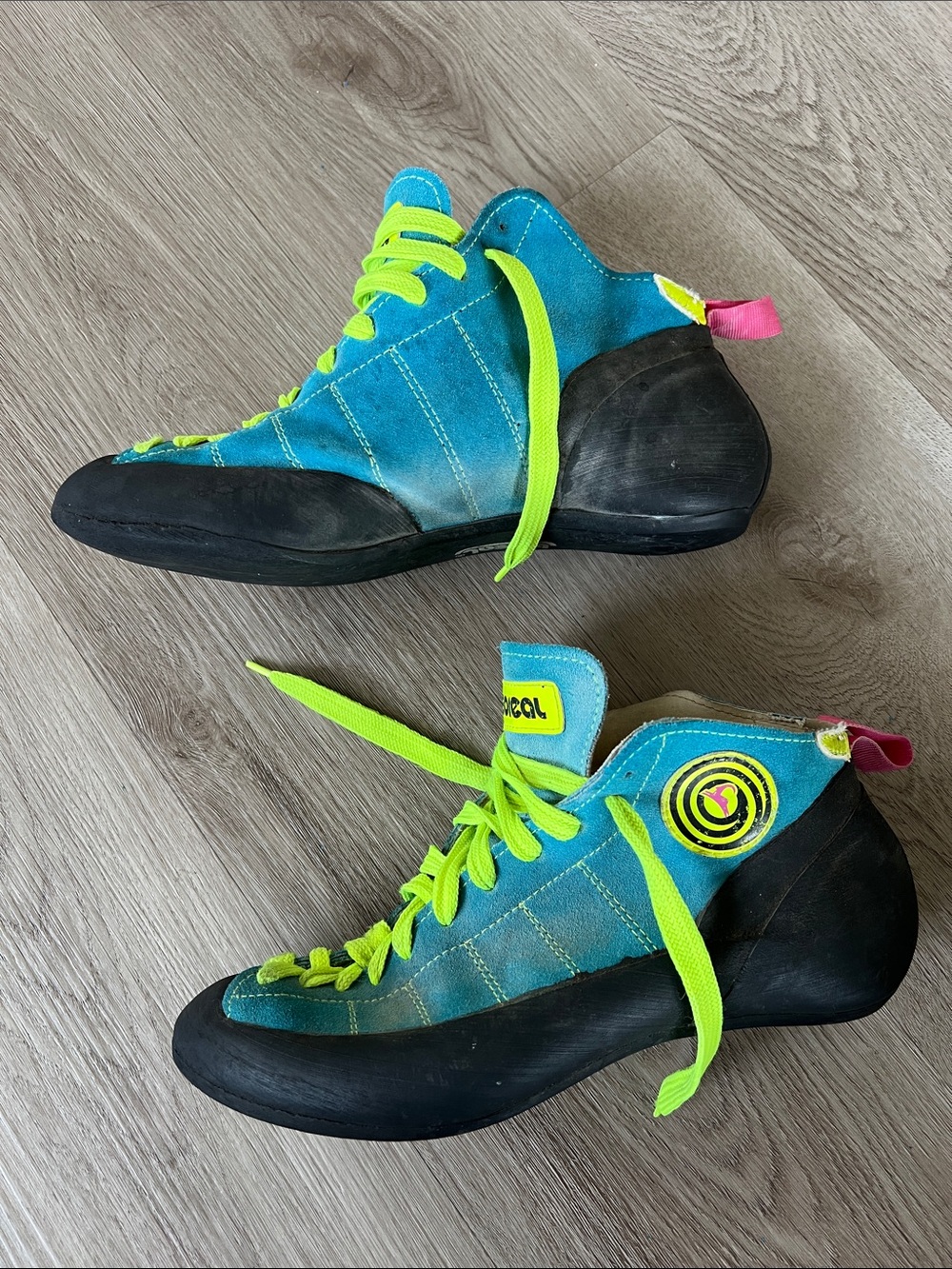 Vintage 90s Boreal Ballet Rock Climbing Shoes Teal Neon EU 39